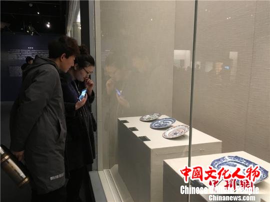 浙江宁波展300余件古瓷器再现千年“海丝”盛景