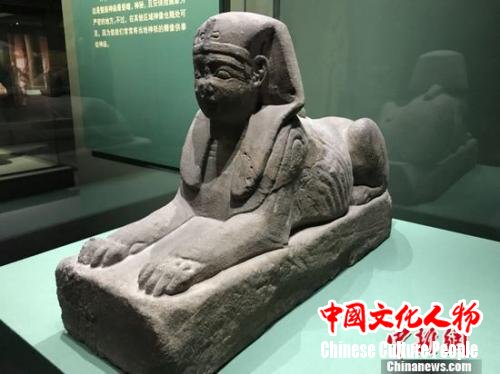 埃及博物馆的狮身人面像。胡健 摄